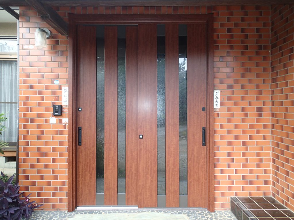 上尾市｜玄関ドアリフォーム（LIXIL：リシェント）