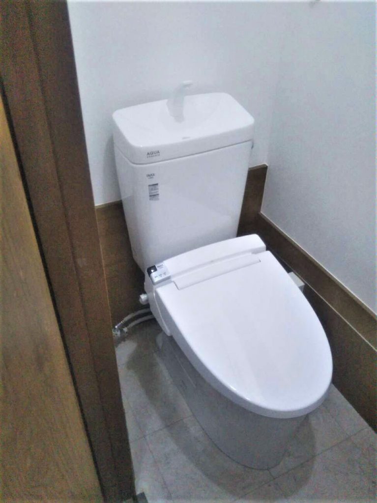 北本市｜トイレリフォーム（LIXIL：アメージュZ）