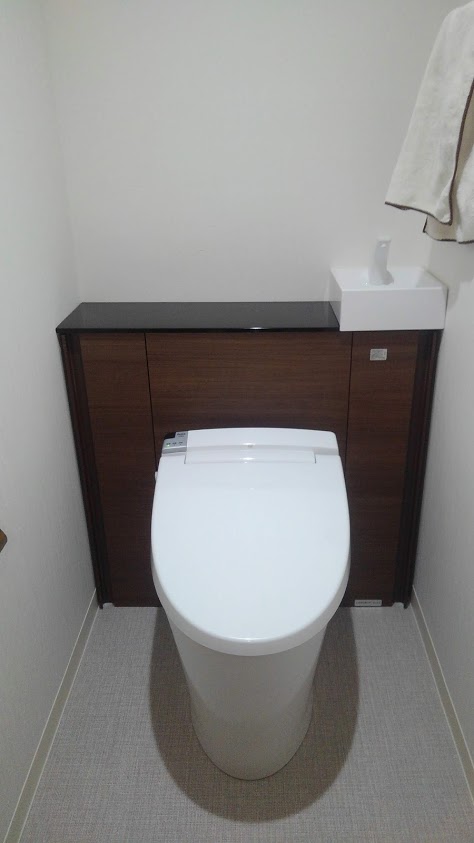 さいたま市｜トイレリフォーム（LIXIL：リフォレ）