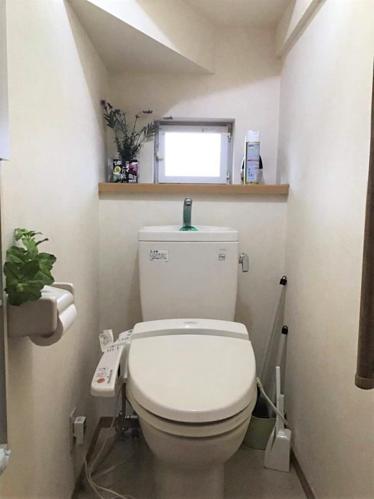 上尾市｜トイレリフォーム（LIXIL：アメージュZ）