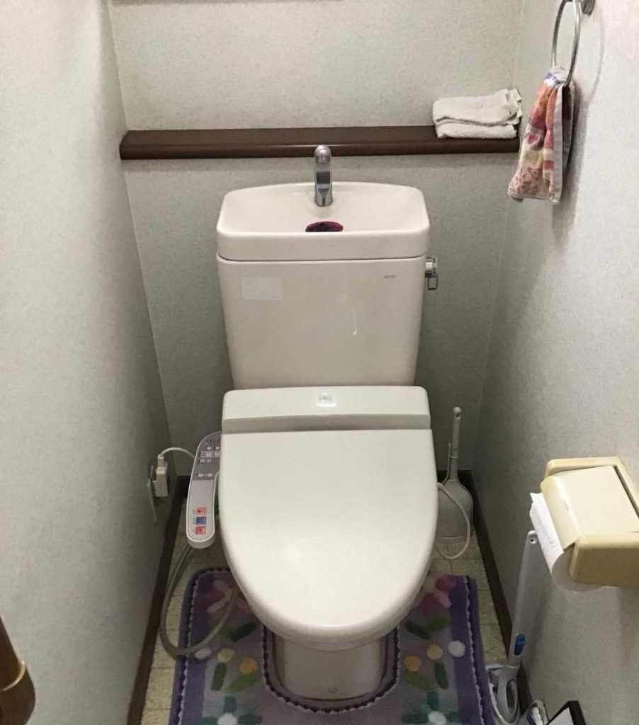 上尾市｜トイレリフォーム（LIXIL：プレアスＨＳ）