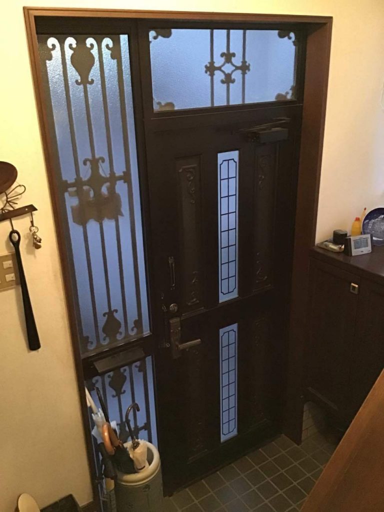 上尾市｜玄関ドアリフォーム（LIXIL：リシェント親子ドア）