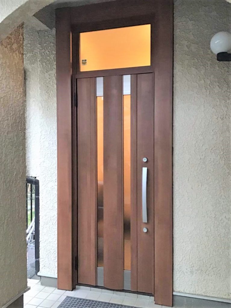 上尾市｜玄関ドアリフォーム（LIXIL：リシェント）