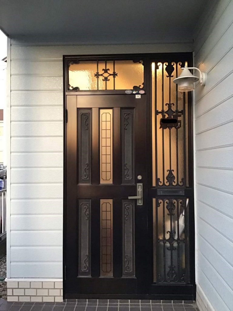 上尾市｜玄関ドアリフォーム（LIXIL：リシェント親子ドア）