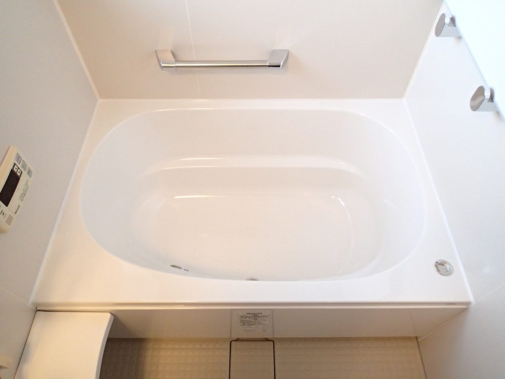 桶川市｜明るく暖かな浴室に大変身！暖房換気扇で冬の入浴も快適に　浴室リフォーム