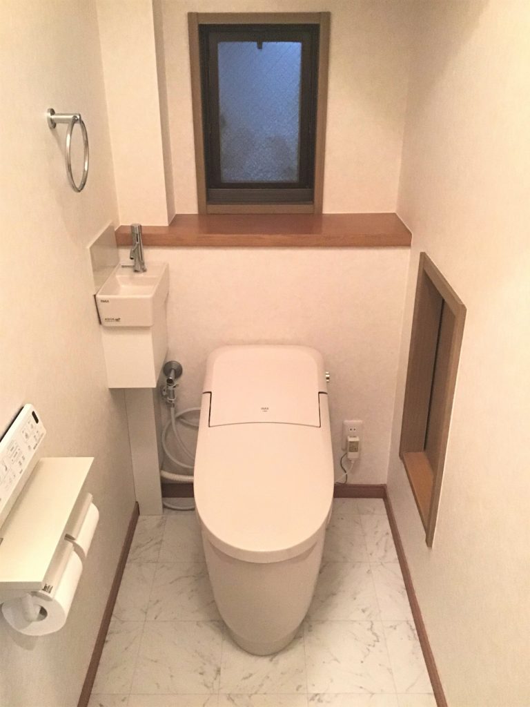 鴻巣市｜トイレリフォーム（LIXIL：プレアス）