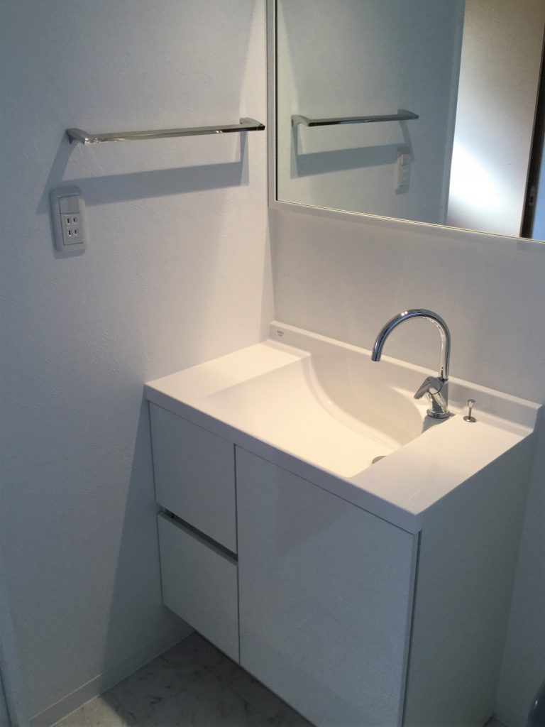 上尾市｜洗面所リフォーム（LIXIL：エスタ）