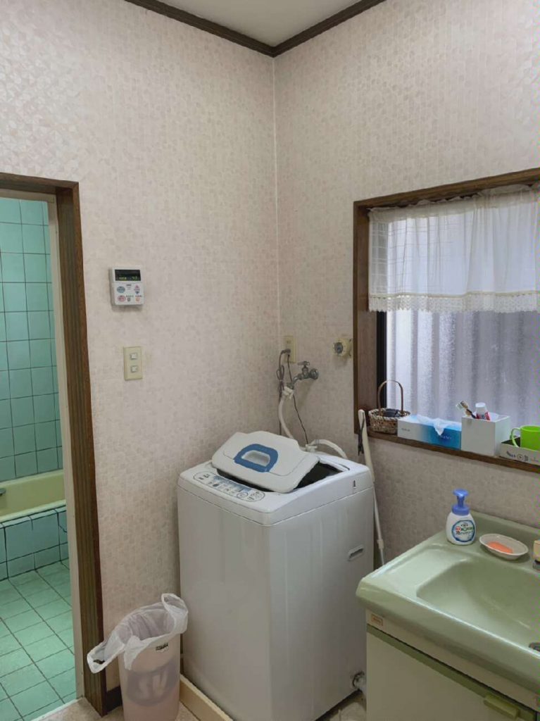 上尾市｜洗面所リフォーム（LIXIL：エスタ）