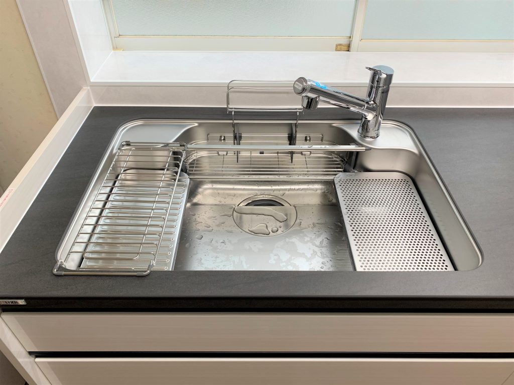 上尾市｜Wサポートシンクで家事効率アップ！快適なリシェルキッチンへリフォーム（LIXIL：リシェル）