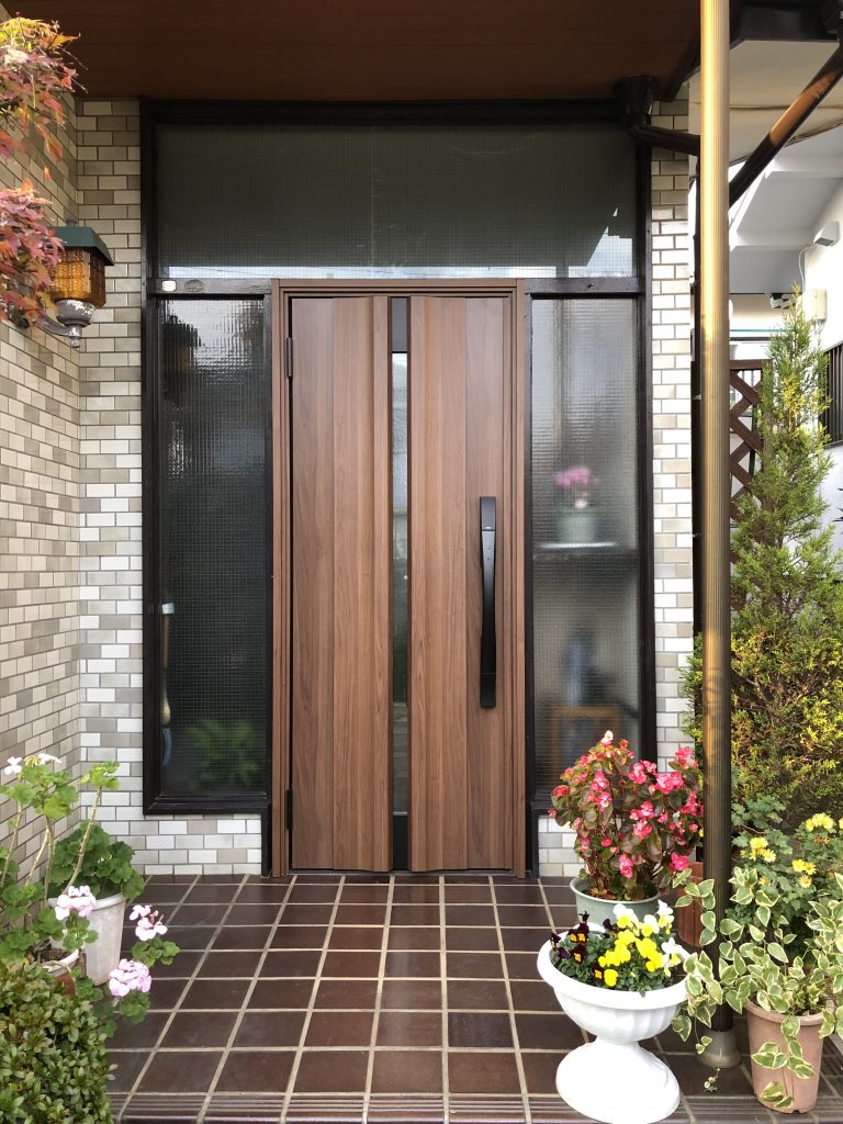 上尾市｜玄関ドアリフォーム
