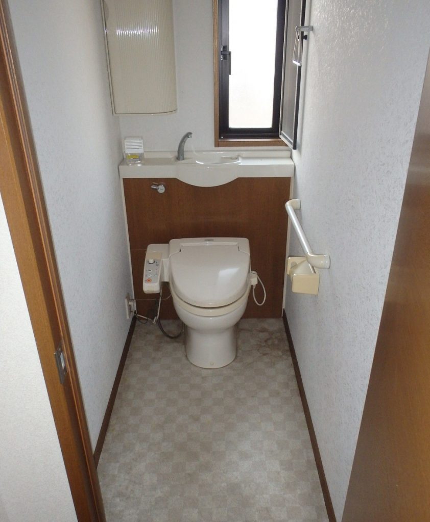 さいたま市｜トイレリフォーム（LIXIL：アメージュZA）