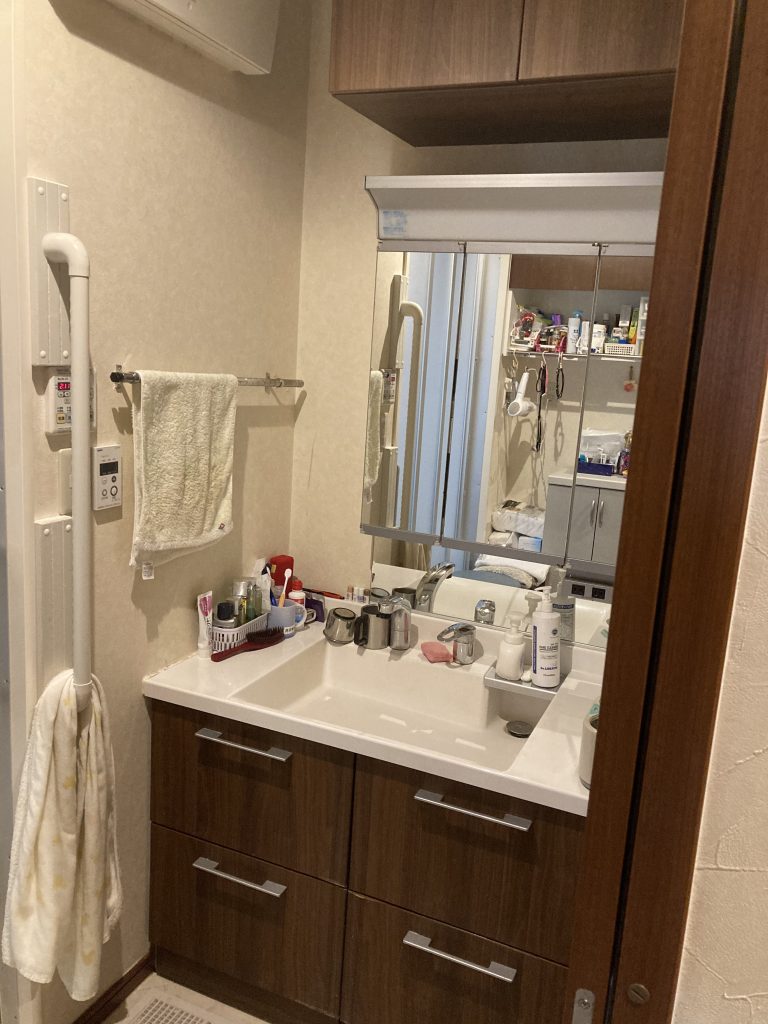 鴻巣市｜洗面台リフォーム（LIXIL：ルミシス）