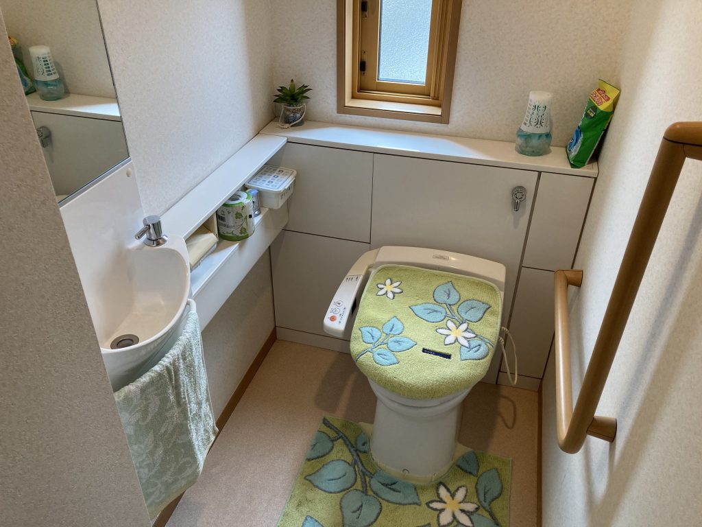北本市｜トイレリフォーム（LIXIL：リフォレＬ型）
