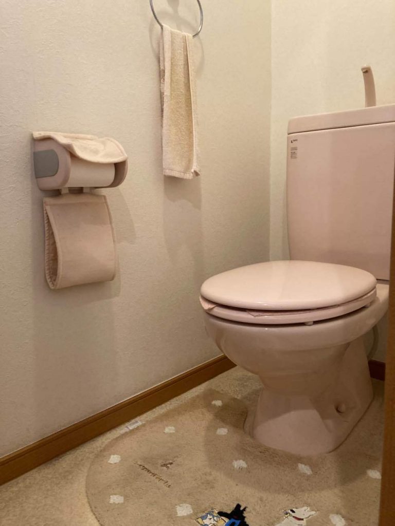 鴻巣市｜トイレリフォーム（LIXIL：サティスＳ）