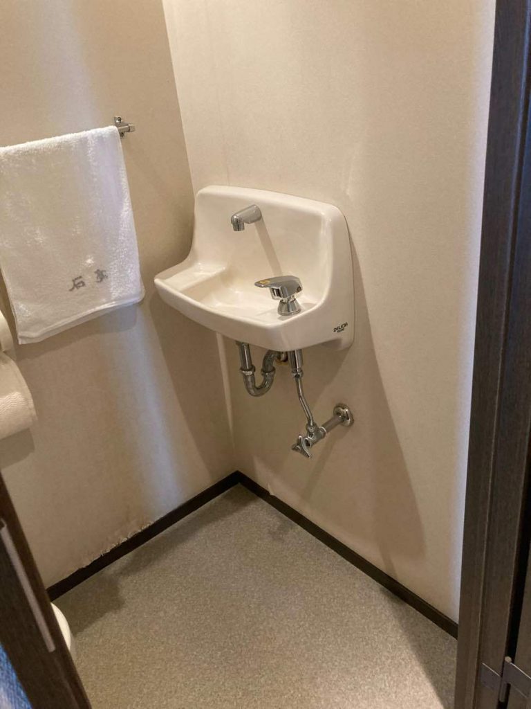 上尾市 | トイレリフォーム（TOTO：ピュアレストMR）