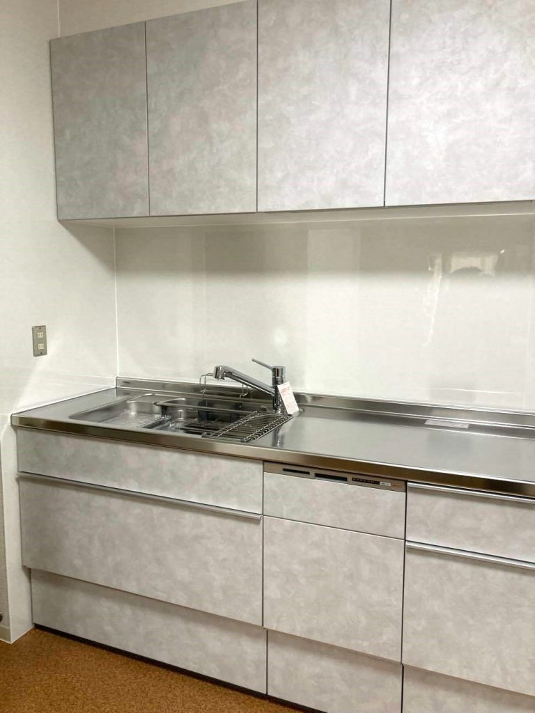 桶川市｜キッチンリフォーム　～ノクトでキッチン空間をスタイリッシュに！機能美を追求した理想の台所～（リクシル：ノクト）