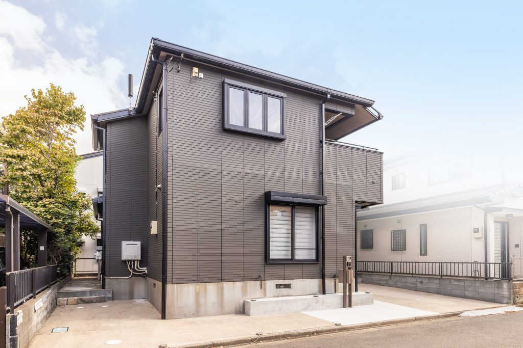 上尾市｜外壁・屋根塗装　～イメージパースで納得の提案！艶消し仕上げで叶えた理想の外観～(アステック：リファインSI)