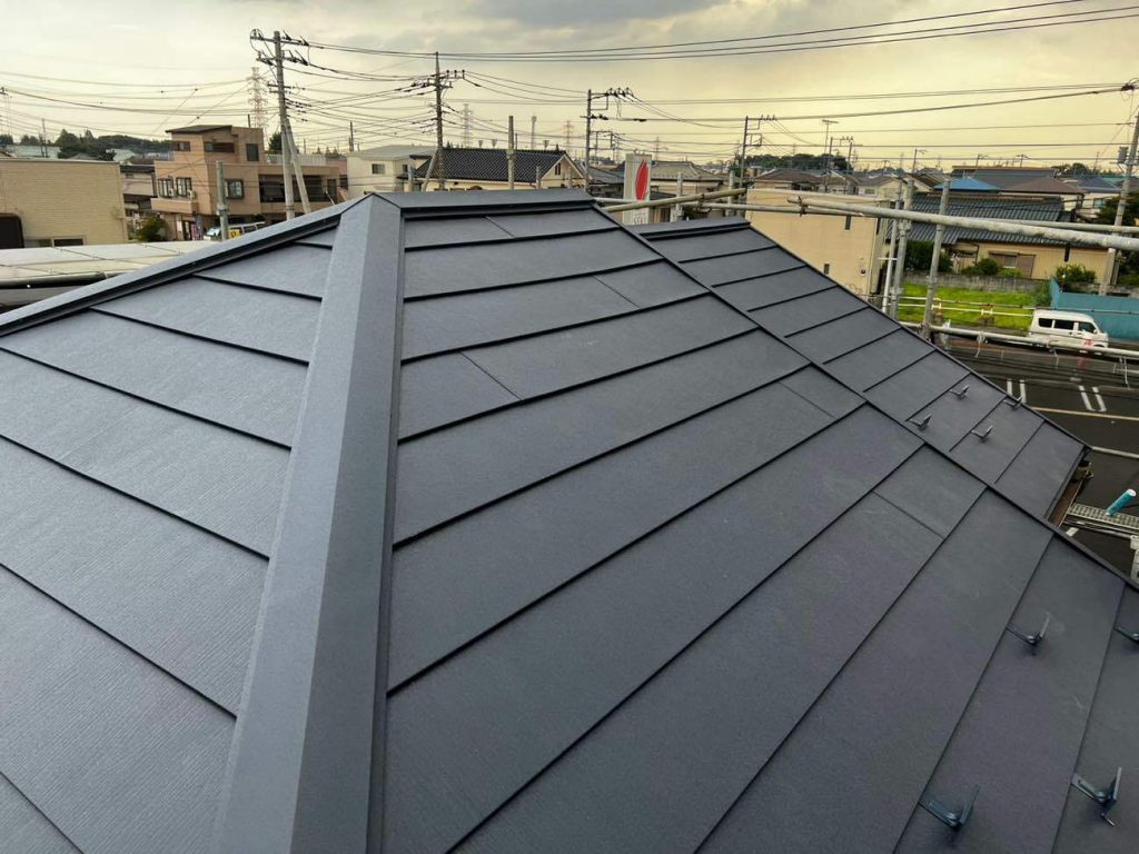 上尾市｜屋根リフォーム　～長年の雨漏りから解放！優れた遮熱・耐久性で叶える快適な住まい～