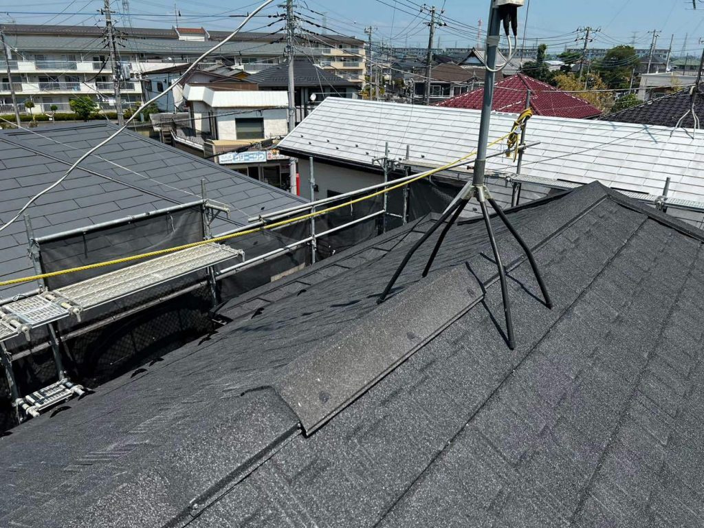 鴻巣市｜屋根リフォーム　～高級感あふれる外観！メンテナンスフリーで叶える安心で快適な暮らし～(リクシル：Ｔルーフ)