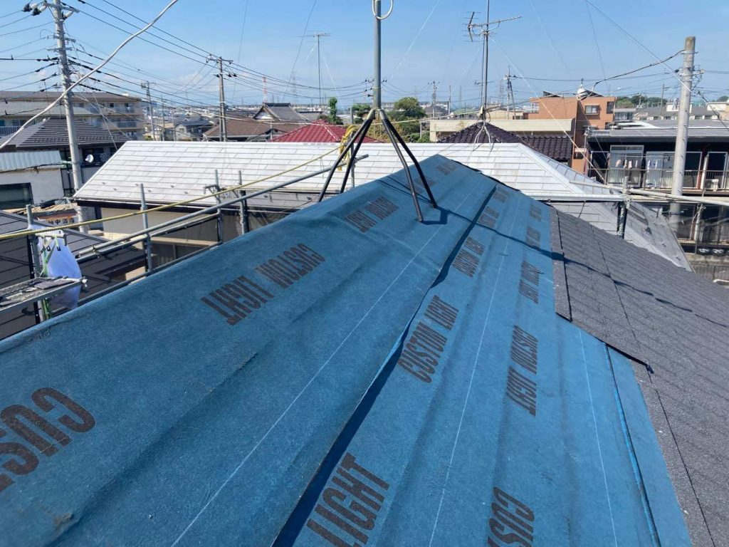 鴻巣市｜屋根リフォーム　～高級感あふれる外観！メンテナンスフリーで叶える安心で快適な暮らし～(リクシル：Ｔルーフ)