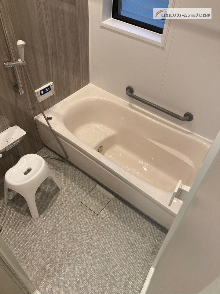 桶川市｜浴室リフォーム　～安心と快適さに包まれる理想のバスルーム～(TOTO：サザナ)