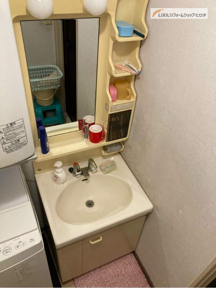 上尾市｜洗面リフォーム　～“やっぱりヒロタさんで” 地元密着で安心。使い勝手の良い洗面空間へ～(リクシル：ピアラ)