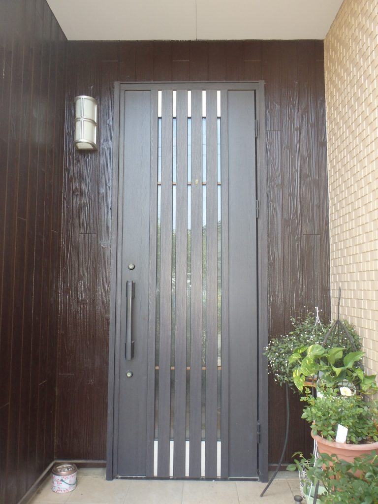 上尾市｜玄関ドアリフォーム（LIXIL：リシェント）