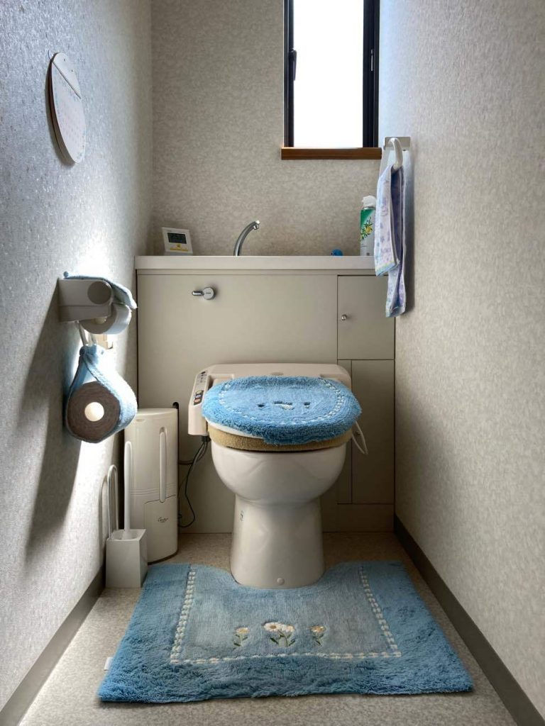 鴻巣市｜トイレリフォーム（LIXIL：サティスＳ）