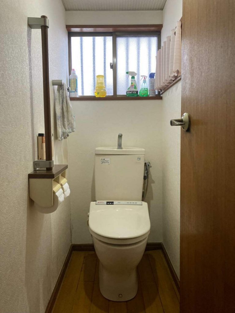 上尾市 | トイレリフォーム（LIXIL：プレアス）