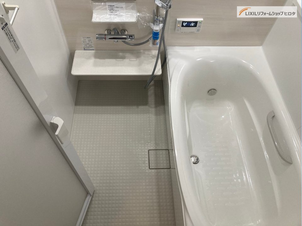 上尾市｜お湯が冷めにくく掃除もラクに♪最新バスルームで快適な暮らしへ（リクシル：リデア）